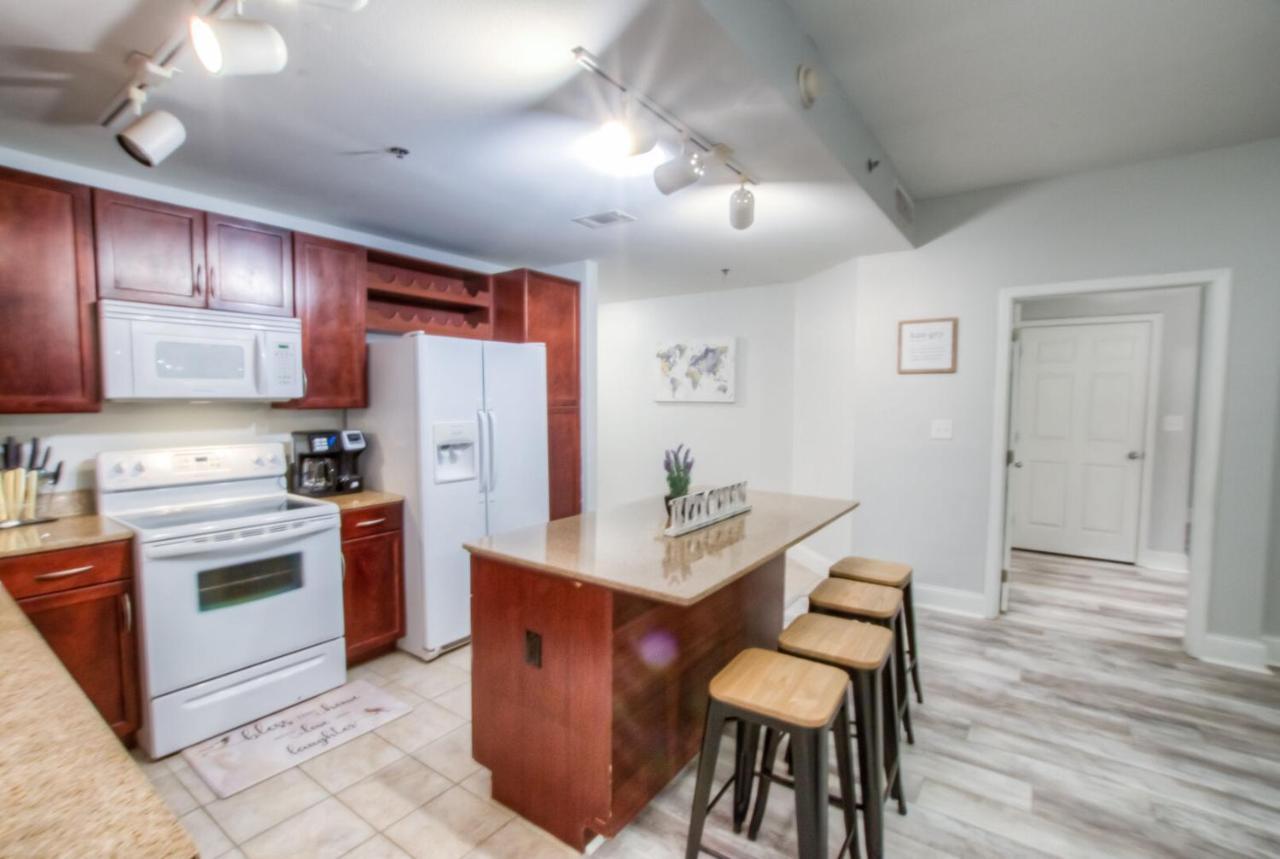 Brand New!Laketown Wharf 334! Beautiful 3 Bd, Great Amenities, And Great Location Panama City Beach Kültér fotó